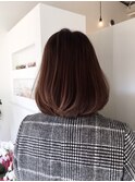 ベージュカラー