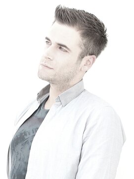 ジジバイワースホワイル(jiji by WORTH WHILE) スティーヴン・ジェラード 風ショート