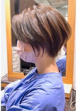 アヴァロン(AVALON) 絶壁解消×くびれ×30代40代50代×ひし形大人ショートボブ永