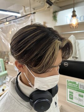 ネオリーブクレア 綱島店(Neolive Krea) ハイライト/センターパート/センターパート+ハイライトカラー