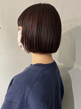 ロミー(Romy) ぱつっとミニボブ