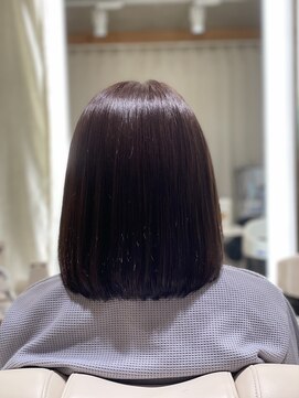 アリエス(Aries) グレージュ×艶ボブ◎30代40代50代