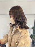 外ハネボブ　レイヤーボブ　オリーブベージュ