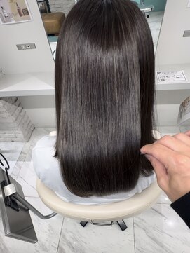 リーホリエ(Lee Horie) 髪質改善でエイジング毛対策