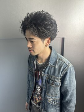 ゼスト リル 新宿(ZEST lill) 短髪パーマ　ピンパーマ　落合陽世