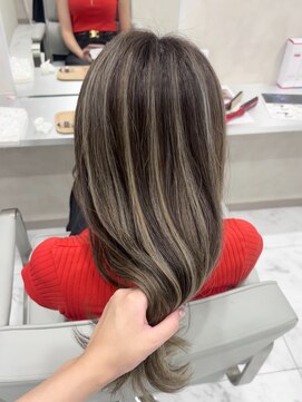 キング(K!ng) ベージュハイライト