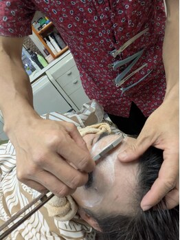 エビハラ(EBIHARA)の写真/理容室ならではの高い技術力で、清潔感のある印象が手に入る◎顔の印象を変える身だしなみもお任せ下さい♪