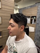 銀座マツナガ 神田店&nbsp;20代30代爽やかイケメン刈り上げ束感アイロンパーマ