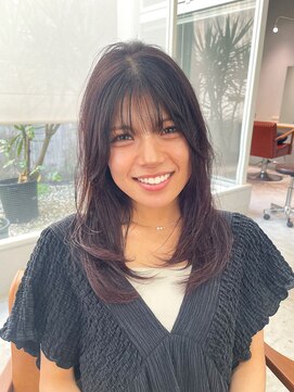 ヘアーメイク ネイキッド(Hair make Naked) 初めてのレイヤーカット