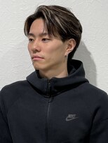 ゴールドナゴヤ 名駅(GOALD NAGOYA)&nbsp;センターパートマッシュハイライト