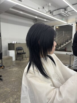 オーン(OOn) レイヤーウルフカット