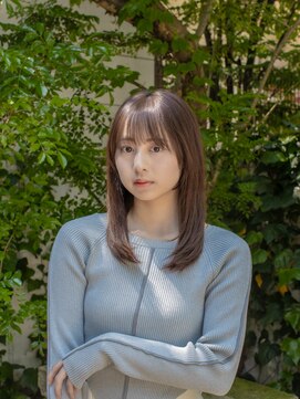 アマリス(Amaris) ツヤ感セミロング20代/30代/40代/庭瀬