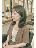 切りっぱなしミディアムボブ