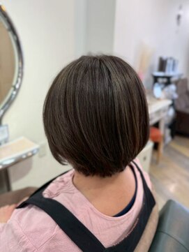 ビィーワンイースト(Be 1 EAST) ボブカット