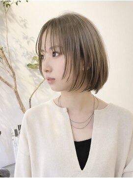 シュプール(SPUR) ”無造作ラフレイヤーボブスタイル”