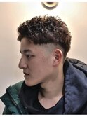 テーパーフェードスパイキーショート