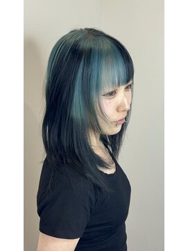 アレクサンドル オブ カラーズ トヤマ(ALEXANDRE OF COLORS TOYAMA) 水色と黒のデザインカラー