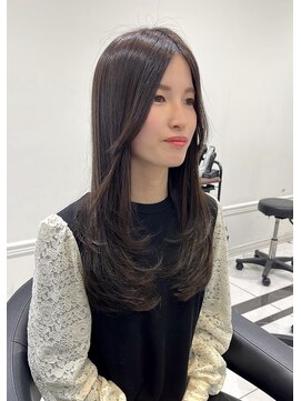 カミエ(kamie) ☆大人可愛い　フェイスレイヤー