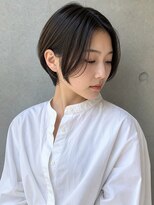 ビープ(beep)&nbsp;センターパートのハンサムショート