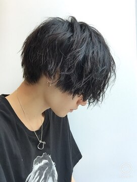 シン(syn) イメチェンスマートマッシュグランジショートネープ刈り上げ