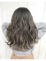 ファン(FUN.)&nbsp;ベージュグラデーション【熊谷】