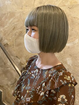 エル(EL by green) (akiko)ミニボブ×マットベージュブリーチカラー