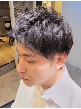 クオンヒール(QUON HEAL) 6:4アップバング