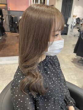 リーオオサカ(Lee Osaka) 【Lee大阪店】ブリーチ無。まろやかブラウンベージュ/新出奈津樹