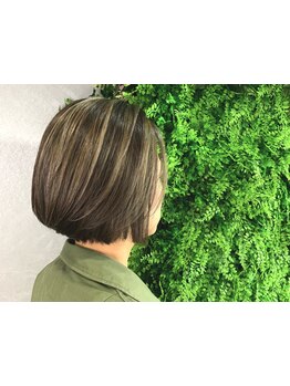 [TigerLily]大人ハイライト/インナーもお任せ★しっかりカウンセリングで新しい自分見つけませんか？