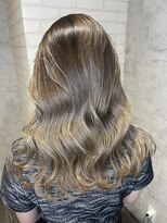 アフィナー(Afinar) ミルクティーバレイヤージュ☆EMI