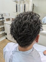 ギフト(GIFT)&nbsp;メンズカット＋ツイストパ－マ