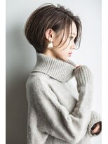 ヴェイン 渋谷(vain)&nbsp;ハンサムショート　くびれショート　20代　耳掛け