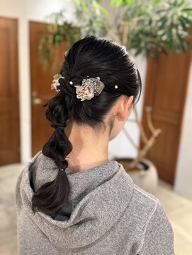 アンディ ニジュウサンド クリエイション(and D 23℃ creation) ヘアアレンジ/ポニーヘアアレンジ/卒業式ヘアセット