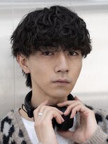 フィフス 天神大名(fifth)&nbsp;天神シャドウパーマ波巻きスパイラルパーマメンズマッシュ弱め