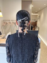 クオレア(CUOREA)&nbsp;タイトなローポニーアレンジ★