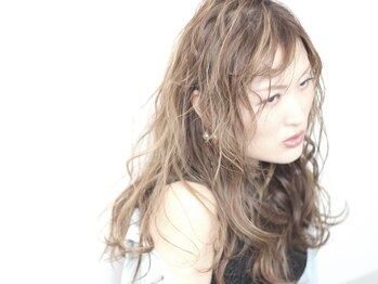 プレッティ フォー ヘア(PRETTY FOR HAIR)の写真/日々の疲れを癒してくれるヘッドスパで、日頃の疲れをリフレッシュ♪頭皮ケアで、髪も心も癒される◇