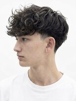 メンズフィール 心斎橋(MEN'S FEEL)&nbsp;リバースセンターパート/ニュアンスパーマ/ダウンバング