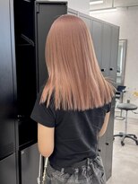 ローレン(Lolen.)&nbsp;ピンクベージュ　ストレートヘア