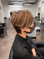 コア 新宿(CORE)&nbsp;コントラストハイライトマッシュウルフ