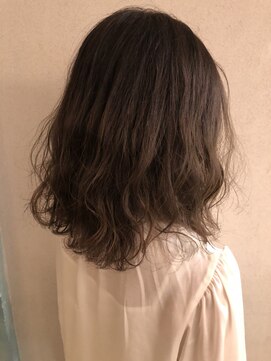 ロンド 銀座(Lond) ディープブルー×マット♪ 担当 伊原