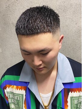 ビンゴ(BINGO) ba714アッシュブラックコリアンスタイルツーブロックボウズ