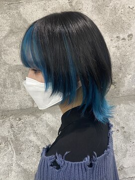 ココ 本八幡(KOKO) □デザインカラーレイヤーカットウエットヘアオリーブベージュ