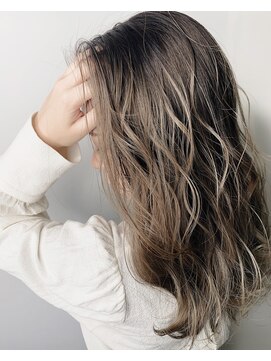 ライフ 忍ケ丘店(Lyfe) ハイライトグラデーション_カーキグレージュ_153