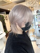 ゴッド ヘアーアンドメイク 高崎西口店(GOD Hair & Make) ウルフショート＋ホワイトベージュ