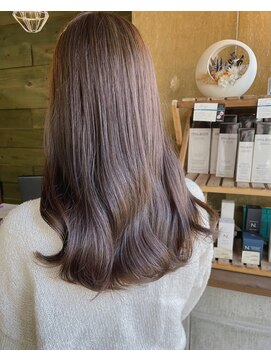 ピンズ(Pins) ベージュカラー