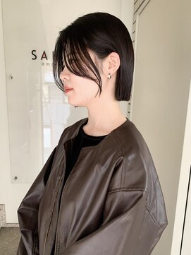 サクラ オモテサンドウ(SAKURA) 流れる前髪と切りっぱなしボブ　モードボブ　表参道ボブ