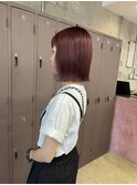 切りっぱなしボブ×カシスピンク
