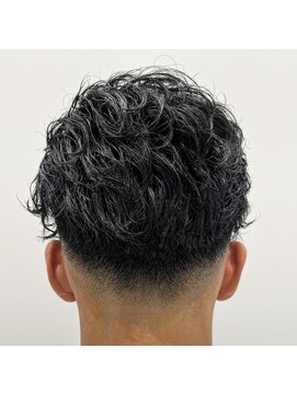 ルースト 京都駅前店(ROOST) スキンフェードスタイル