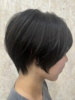グレープバイン 辻堂(GRAPEVINES)&nbsp;黒髪前下がり丸みショートボブ