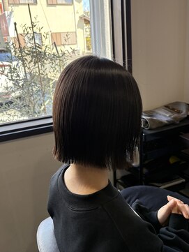 ル レーヴ 和田店(Le reve) 切りっぱなしボブ/縮毛矯正【谷平】
